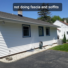Vinyl-Siding-Painted-by-Rhino-Shield 2